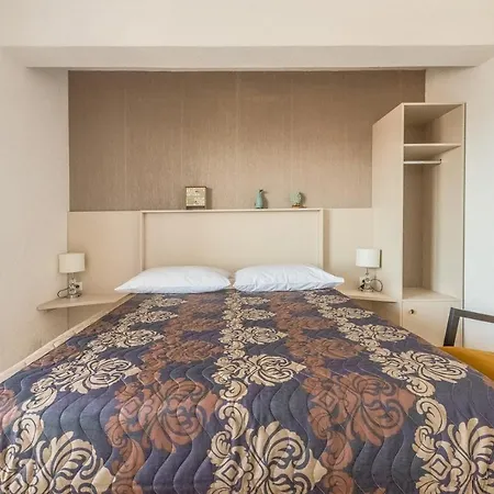 Apartments Ivana-Mira Okrug Gornji