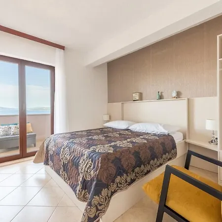 Apartments Ivana-Mira Okrug Gornji