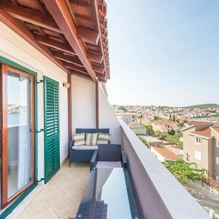 Apartments Ivana-Mira Okrug Gornji