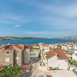 Ivana-mira Pensionat 3*